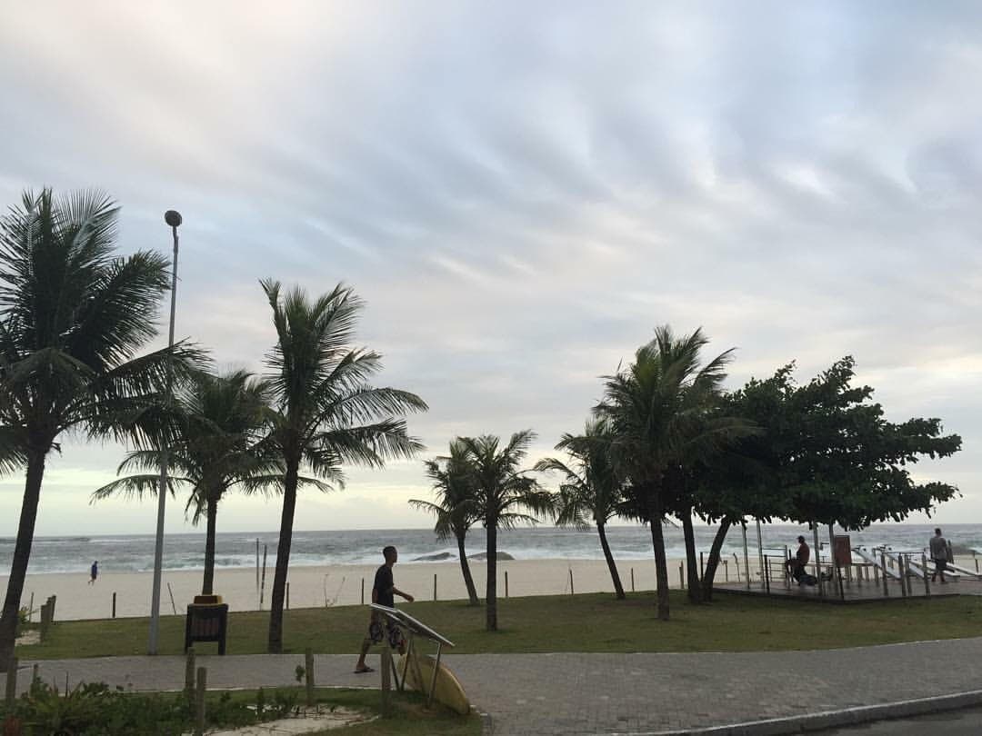 Praia de Itaúna, em Saquarema (RJ), palco de etapa do circuito mundial de surfe.